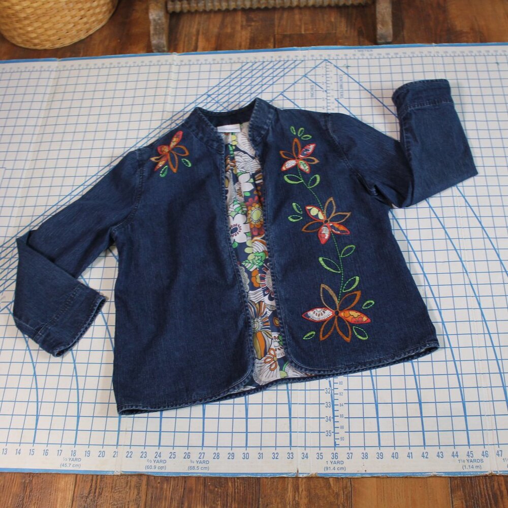 Alfred Dunner Embroidered Denim Jacket w/ Floral Lining, Size 12